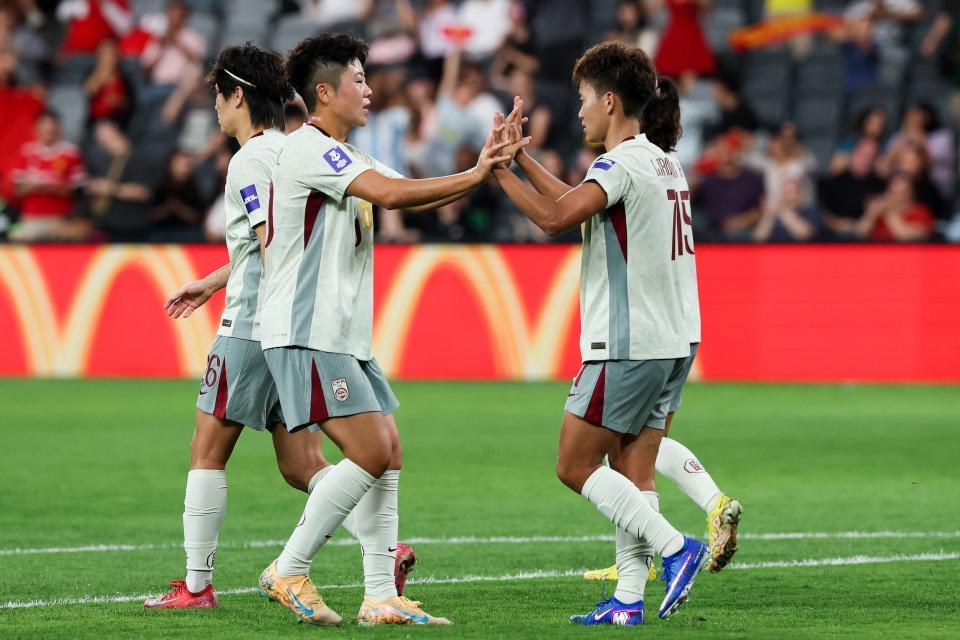 开云体育入口-中国女足开门红仍遭集体炮轰：踢得什么玩意！这届打完要出大事